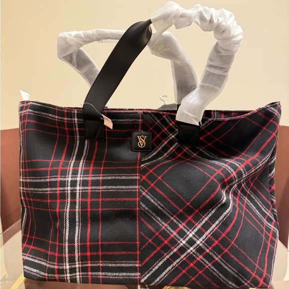 Victoria’s Secret Red Plaid Tote Bag - Picture 2 of 4